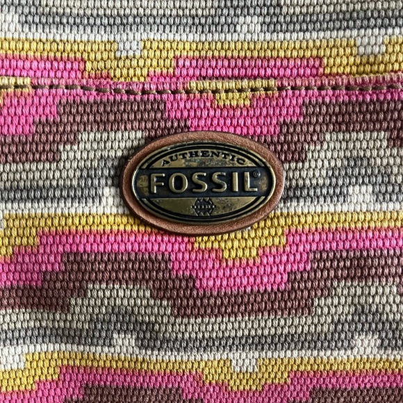 Fossil Explorer Aztec fold over bag/purse - Picture 2 of 16